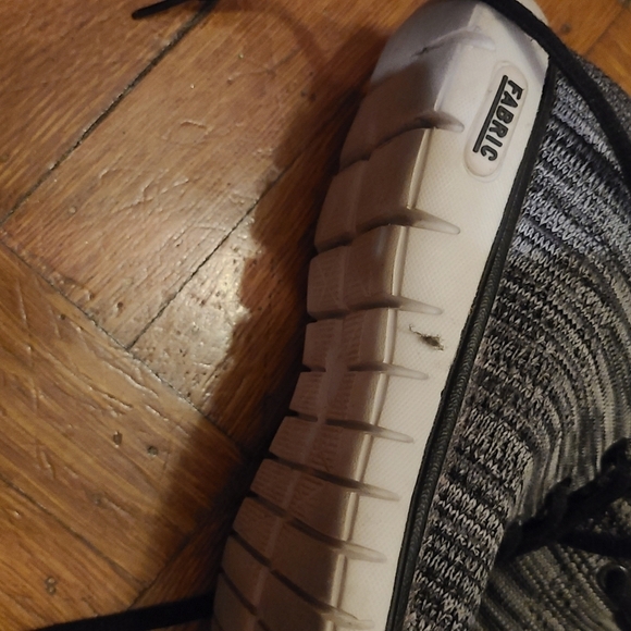 Skechers Fabric Sneakers 7.5 Hp🔥🔥🔥 - Picture 2 of 6